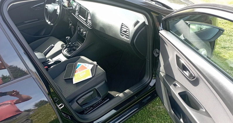 Seat Leon cena 47900 przebieg: 164828, rok produkcji 2016 z Szczawnica małe 154